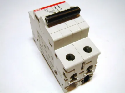 Выключатель 2-полюс 2 D40 для сварочного аппарата Дуга в Нижневартовске